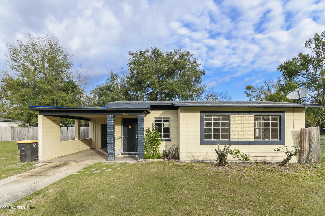 5819 110TH St - Photo 1