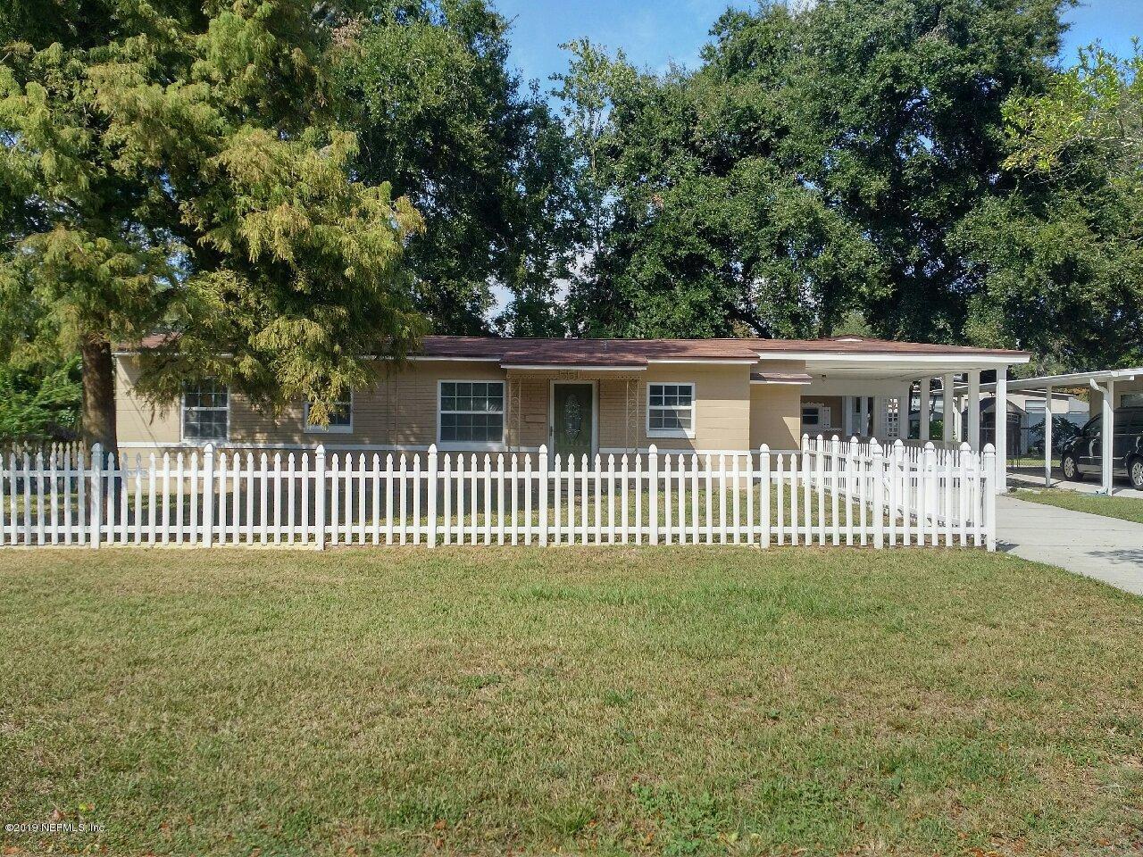 5511 Gable Ln - Photo 1