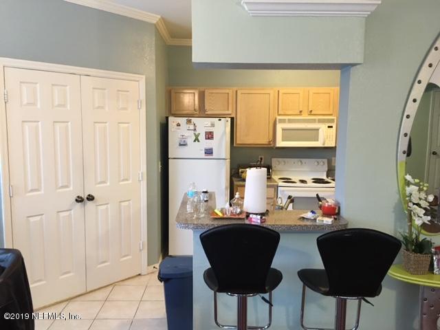 7800 Point Meadows Dr - Photo 1