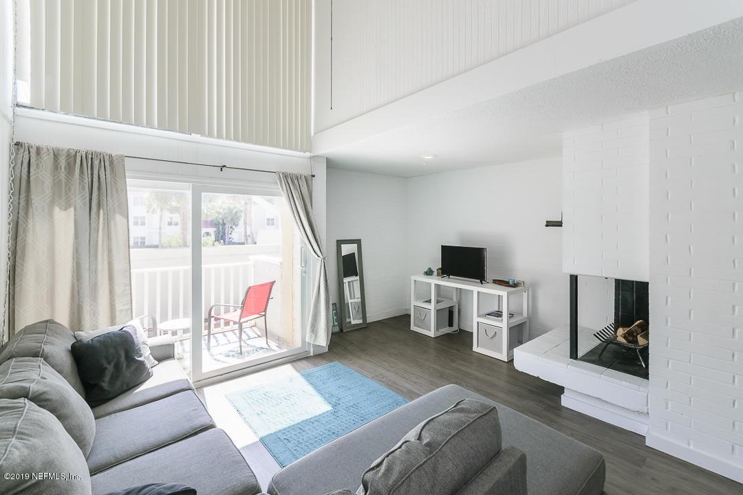 901 Ocean Blvd - Photo 1