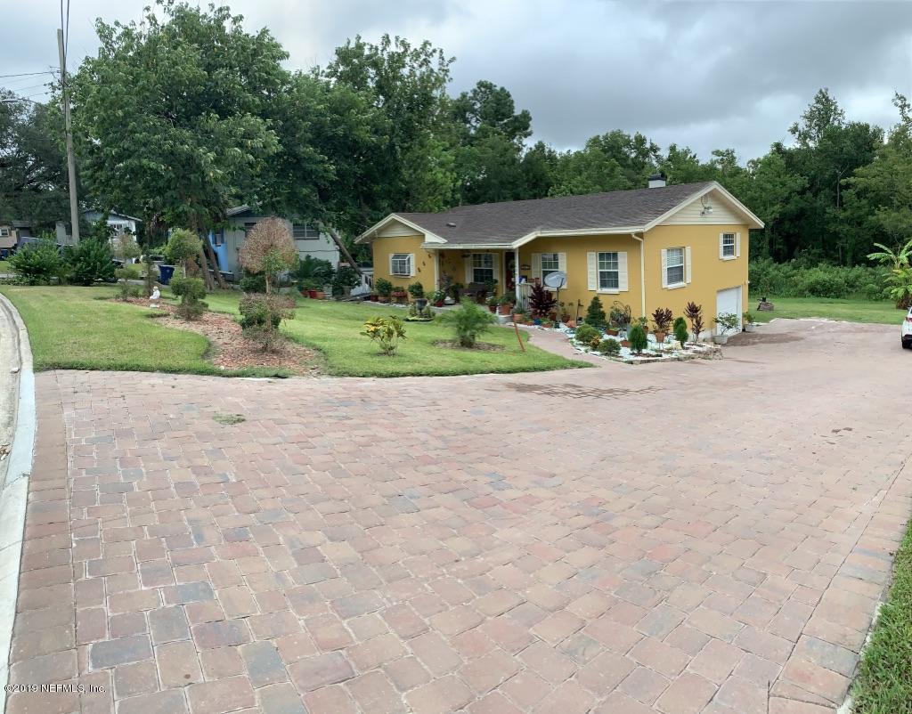 1429 Aletha Dr - Photo 1