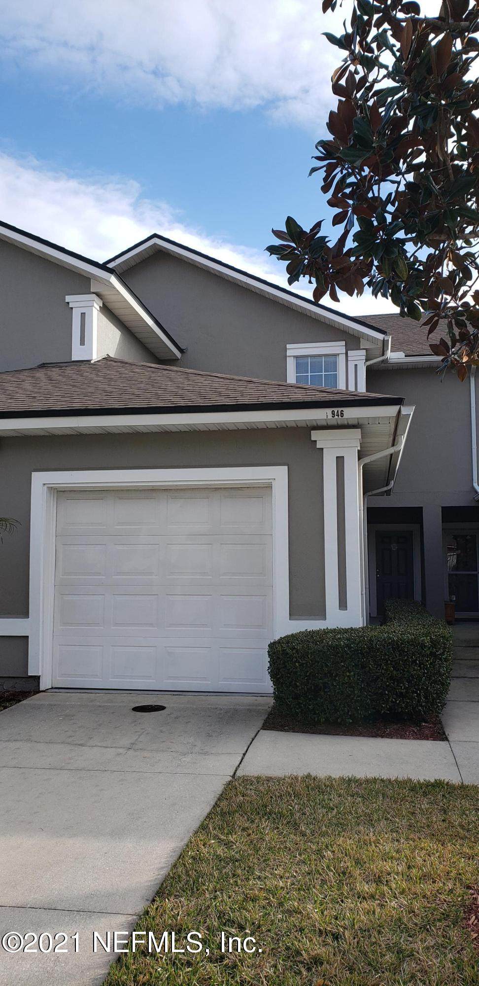 946 Scrub Jay Dr - Photo 1