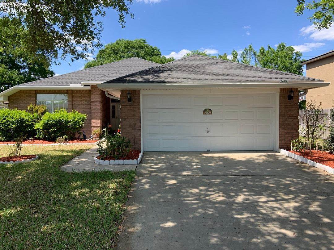 2479 Spring Pond Ln - Photo 1