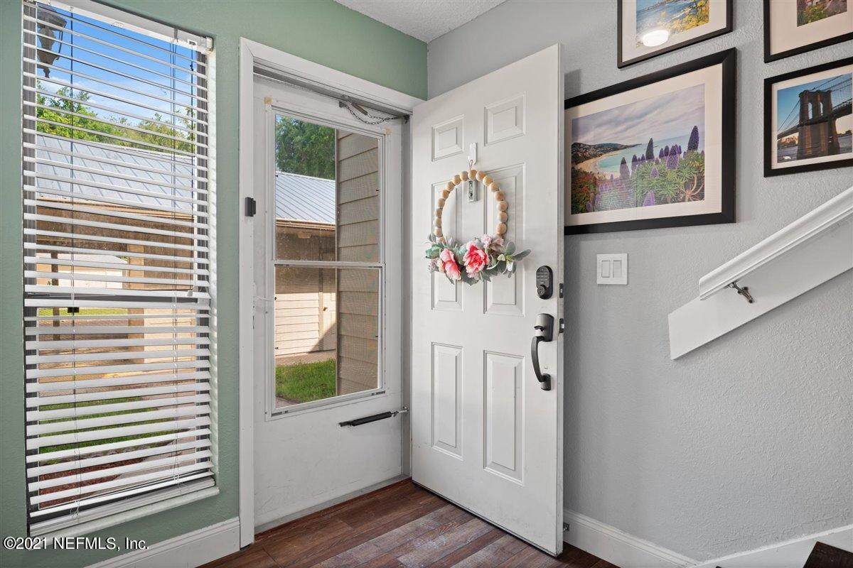 133 Hiawatha Ct - Photo 1