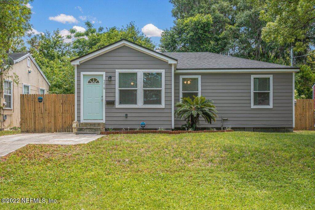 5218 Sunderland Rd - Photo 1