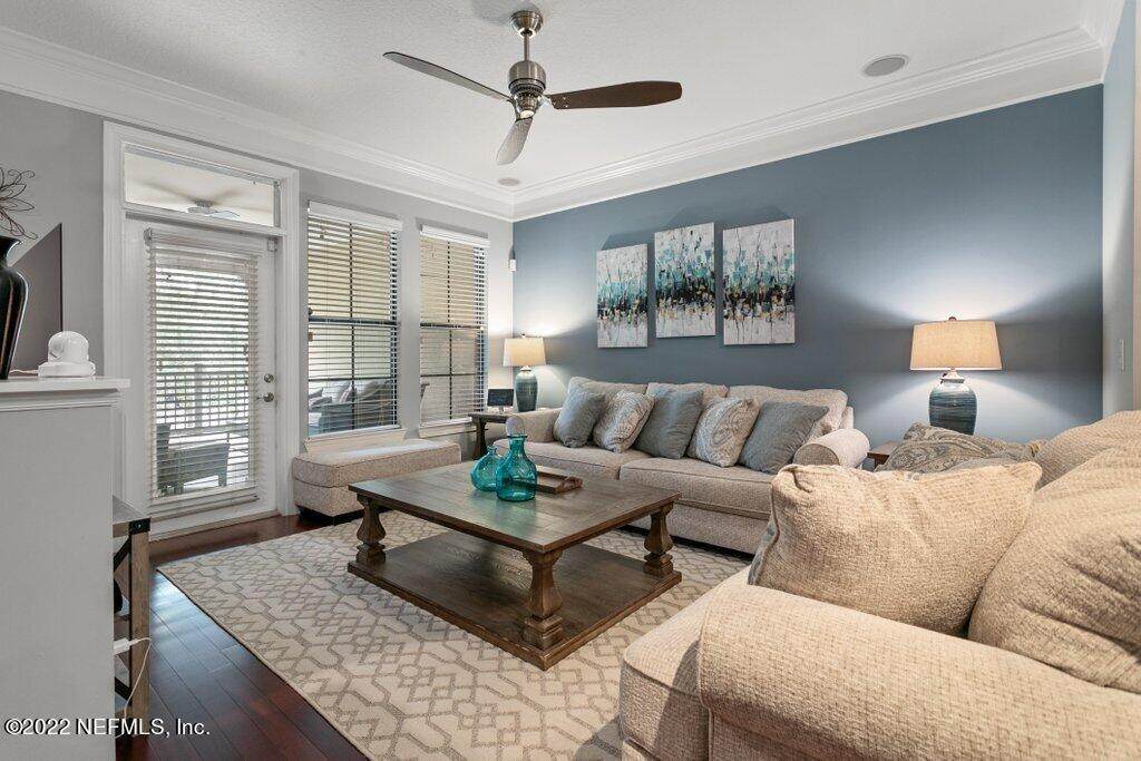 9823 Tapestry Park Cir - Photo 1