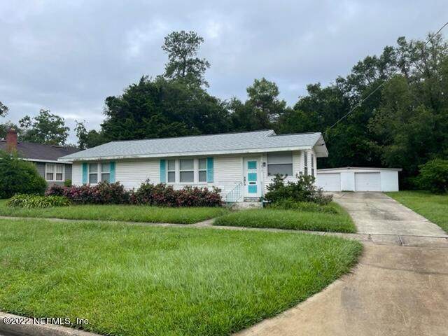 3677 Walsh St - Photo 1