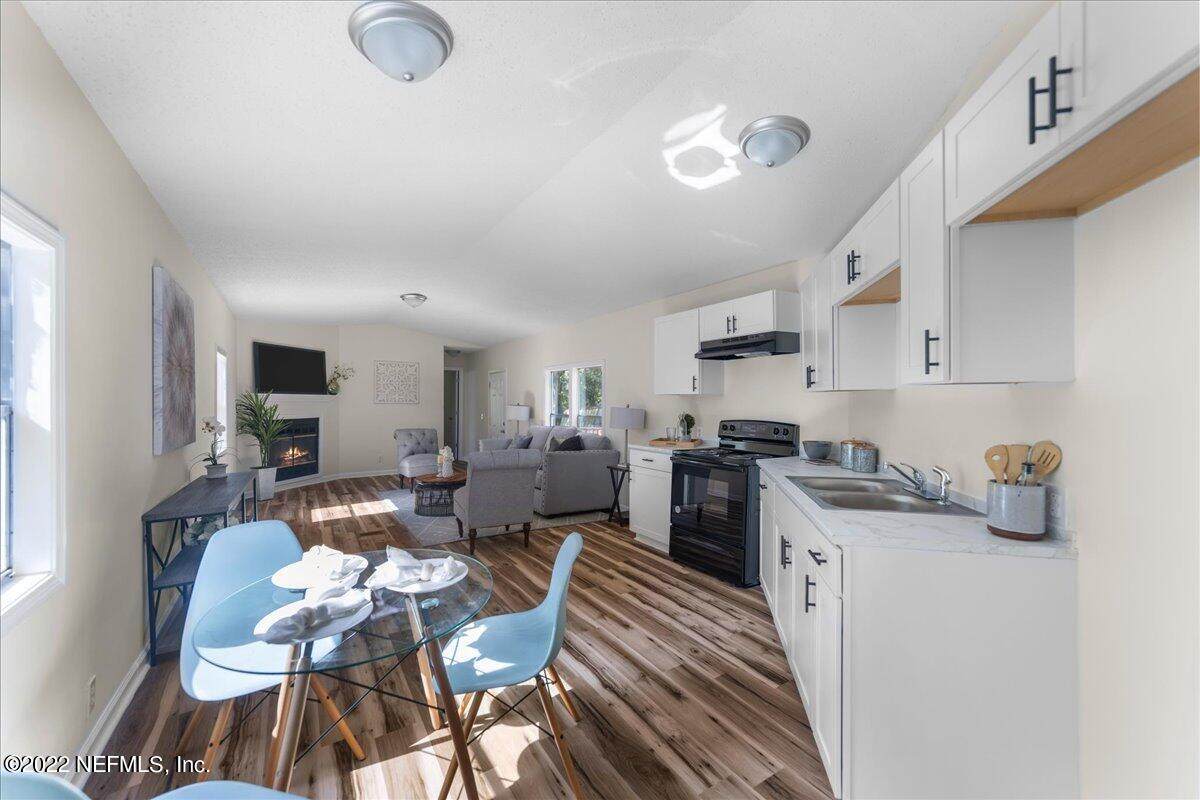 7063 Juliet Ln - Photo 1