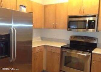 8290 Gate Pkwy - Photo 1