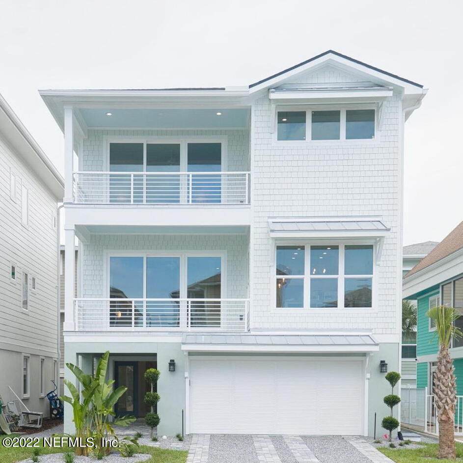 1828 Ocean Dr - Photo 1