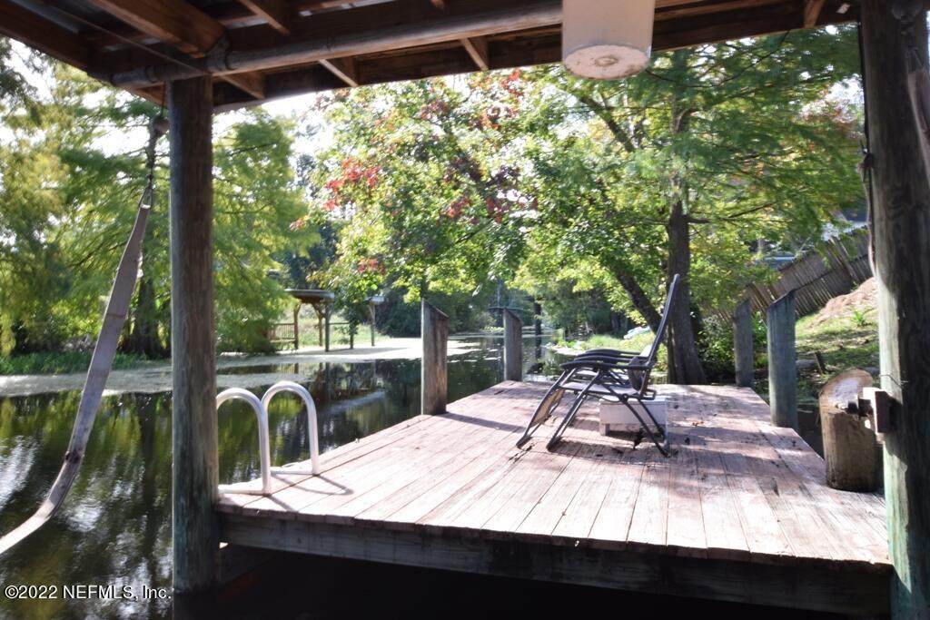 100 Waterside Ave - Photo 1