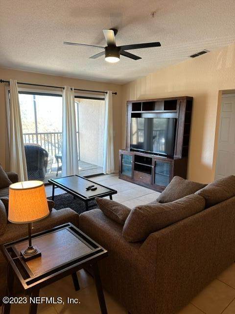 800 Boardwalk Dr - Photo 1