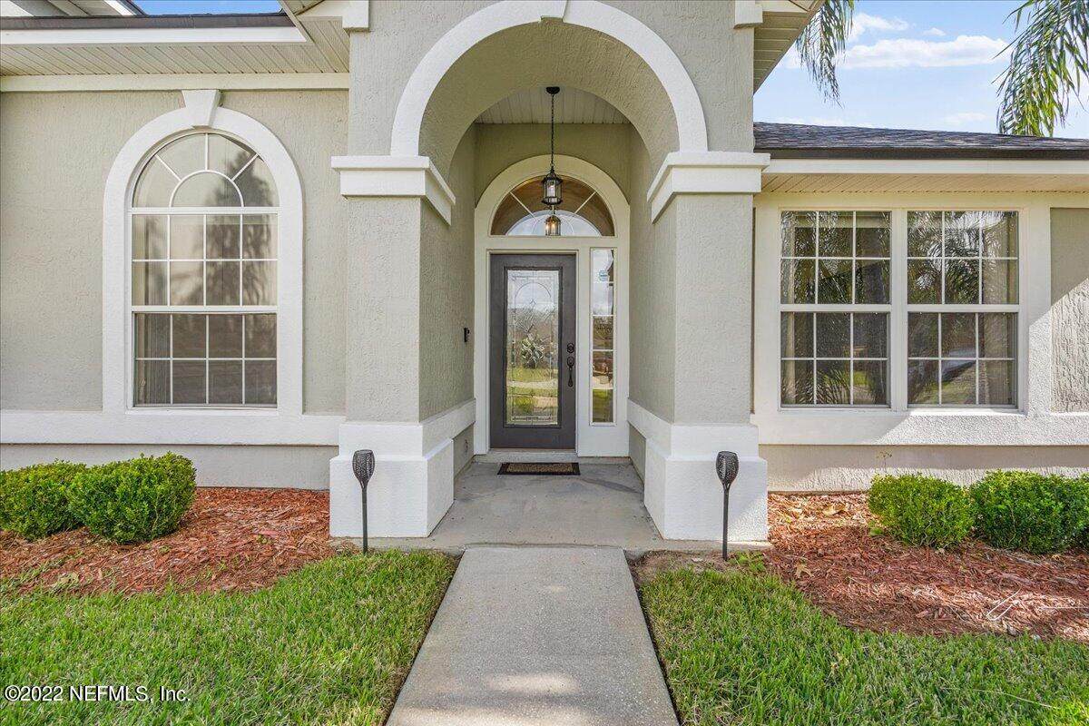 1920 Abercrombie Ln - Photo 1