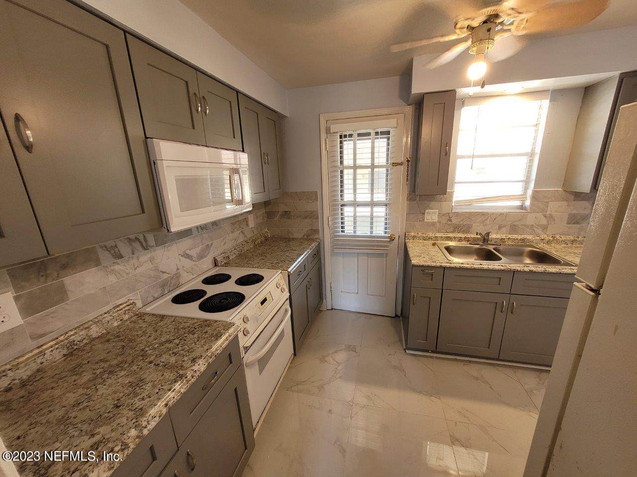 1540 El Prado Rd - Photo 1