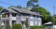 830 Goodwin St - Photo 1