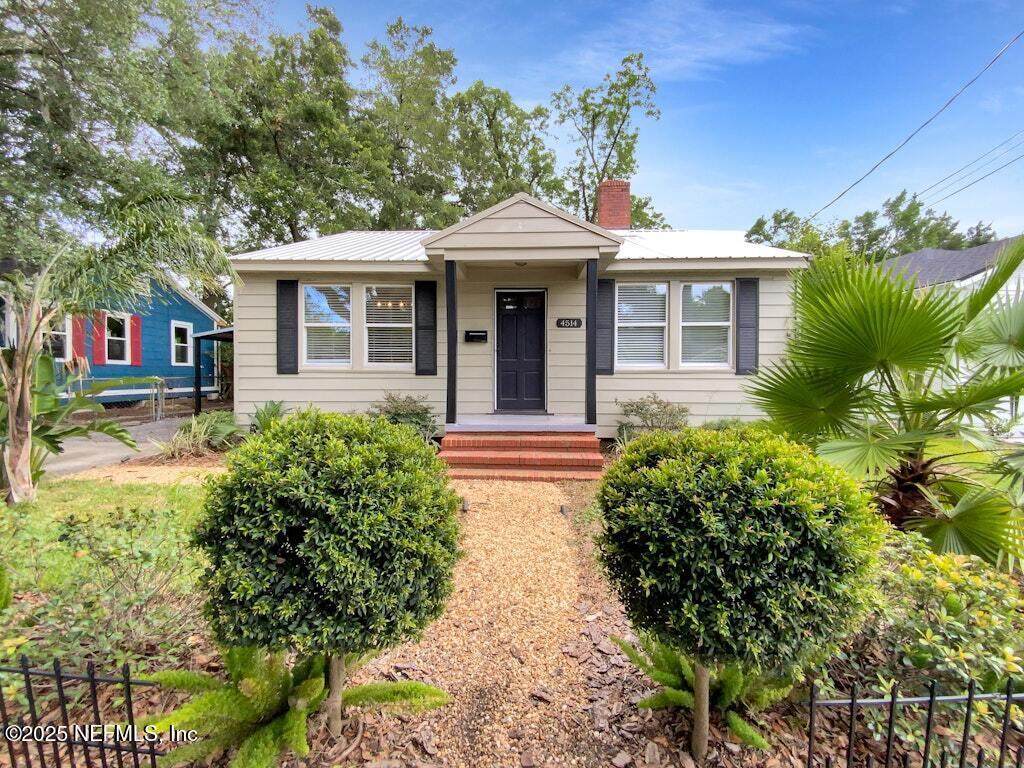 4514 College Street - Photo 1