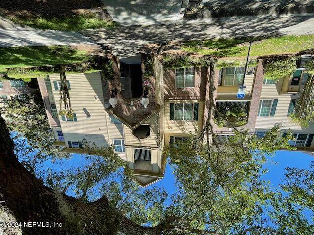 7800 Point Meadows Drive - Photo 1