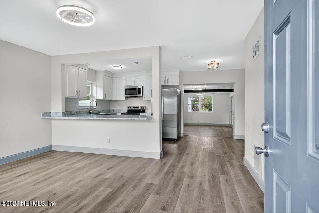 1850 Harvester Street - Photo 1