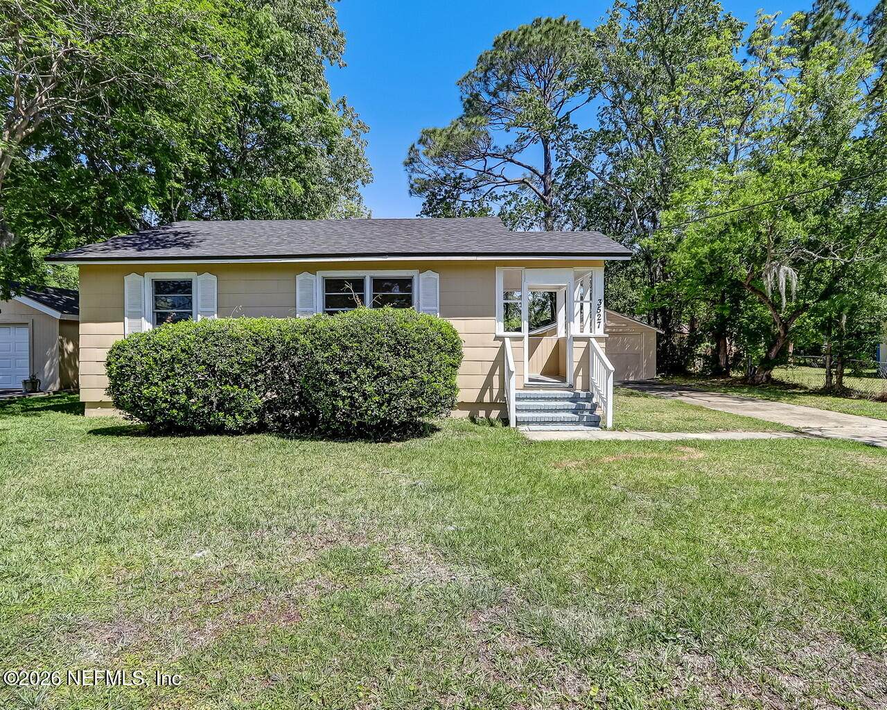 3527 Hyacinth Street - Photo 1