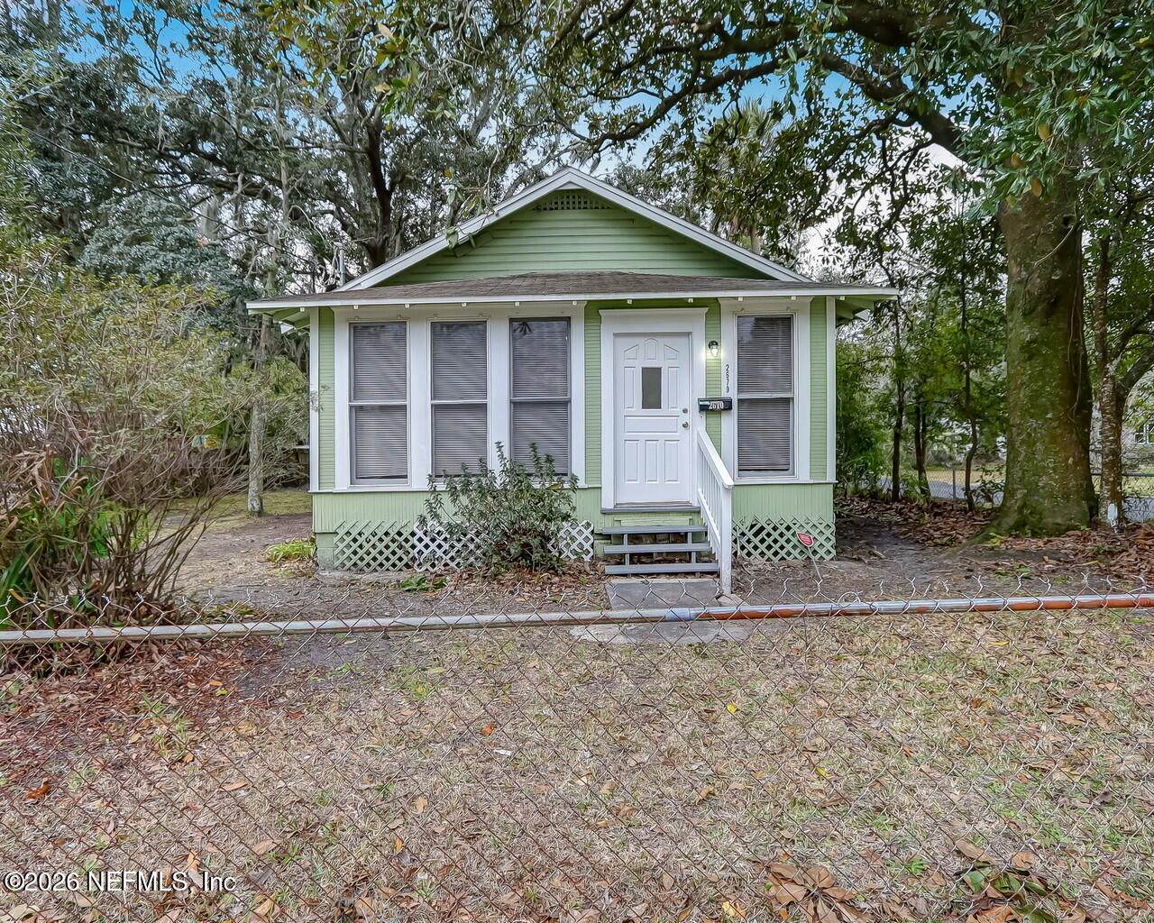2670 Lowell Avenue - Photo 1