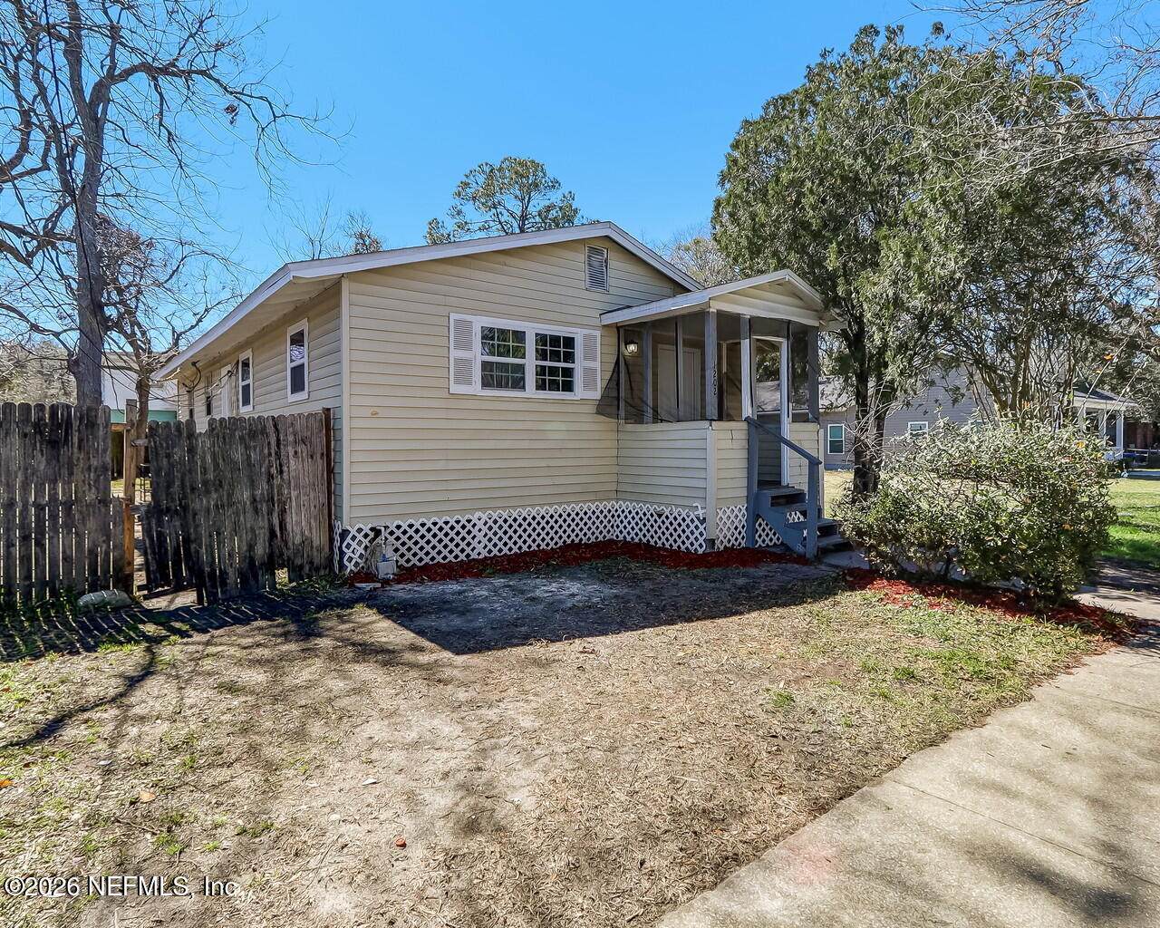 1202 32ND Street - Photo 1