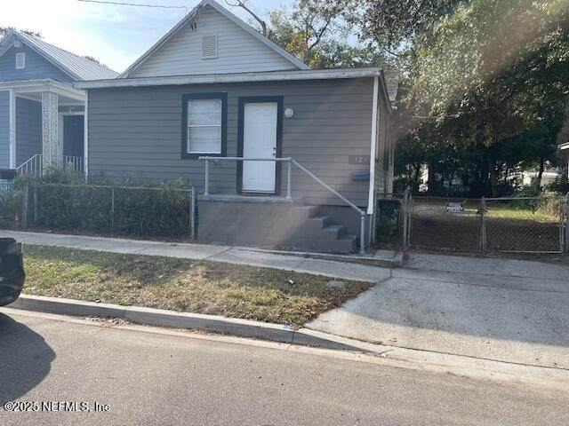 1528 Van Buren Street - Photo 1