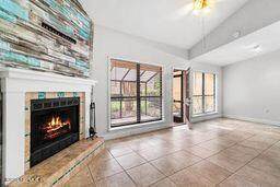 727 Driftwood Circle - Photo 1