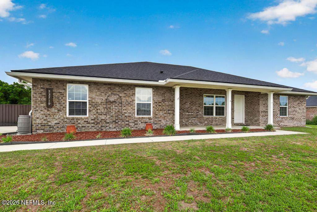 53719 Carrington Drive - Photo 1