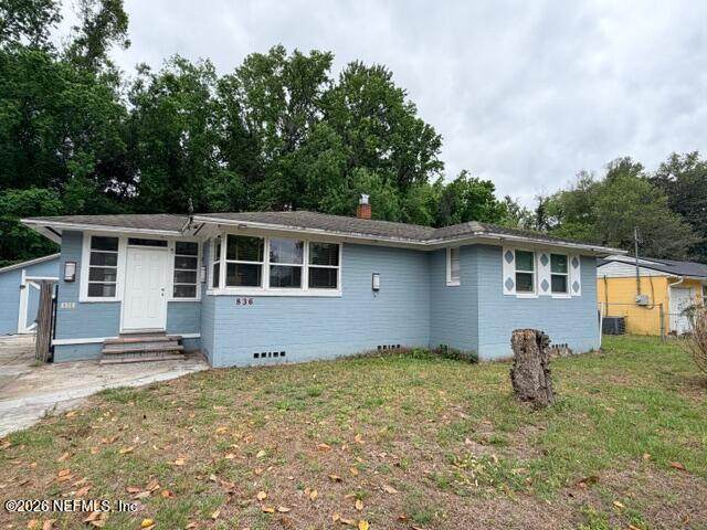 836 Gates Street - Photo 1