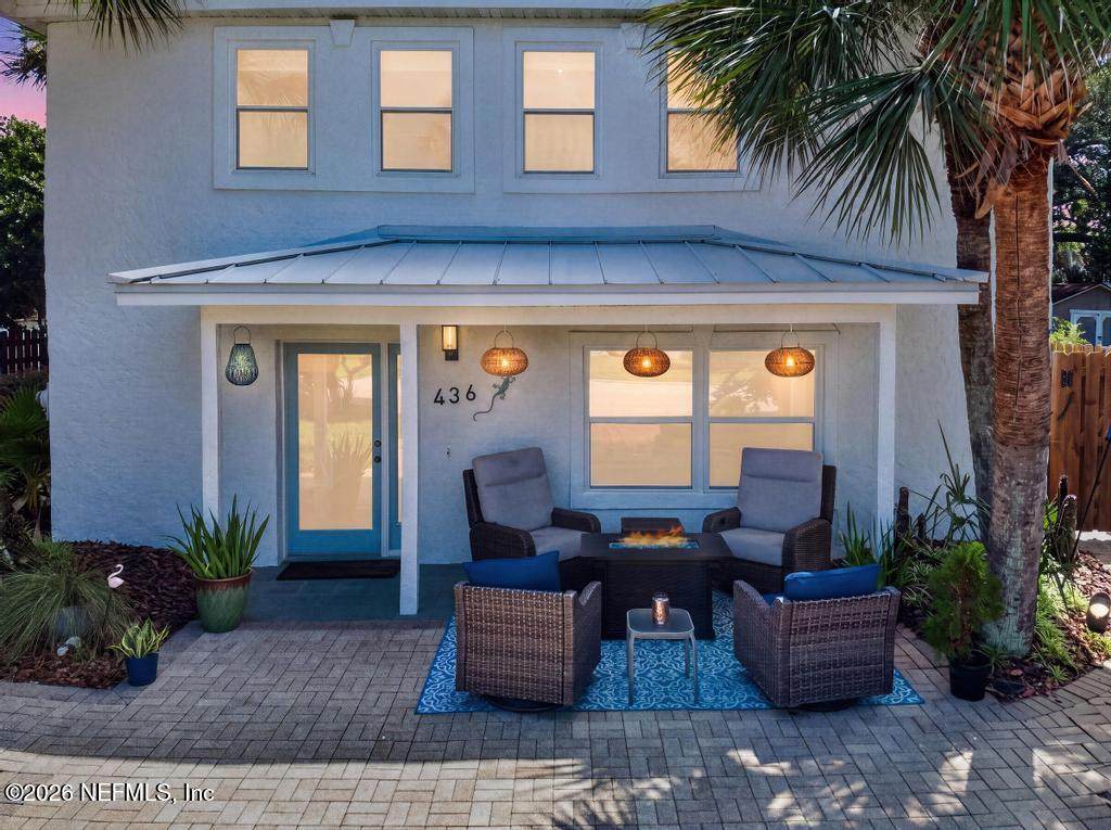 436 9TH Avenue - Photo 1