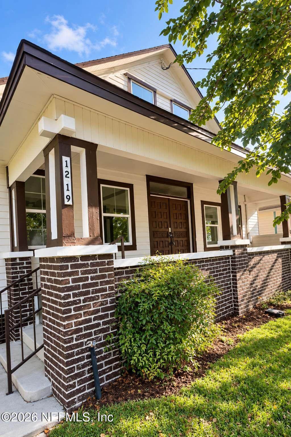 1219 Dyal Street - Photo 1