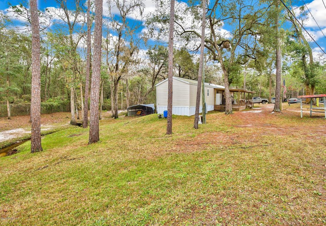 9815 County Road 16A - Photo 1