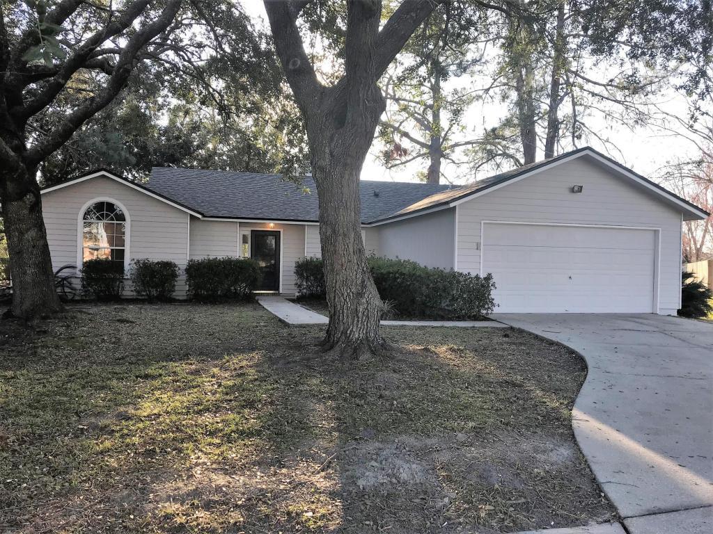 2645 Alton Ct - Photo 1