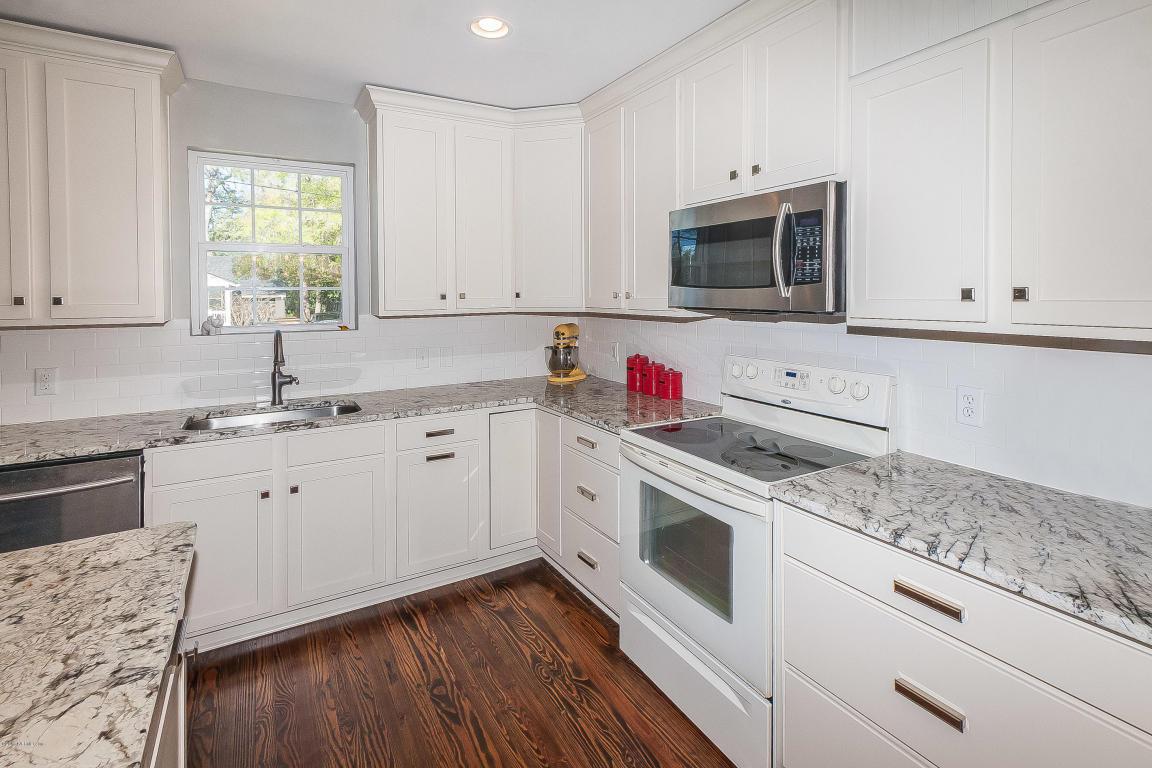 4035 London Rd - Photo 1