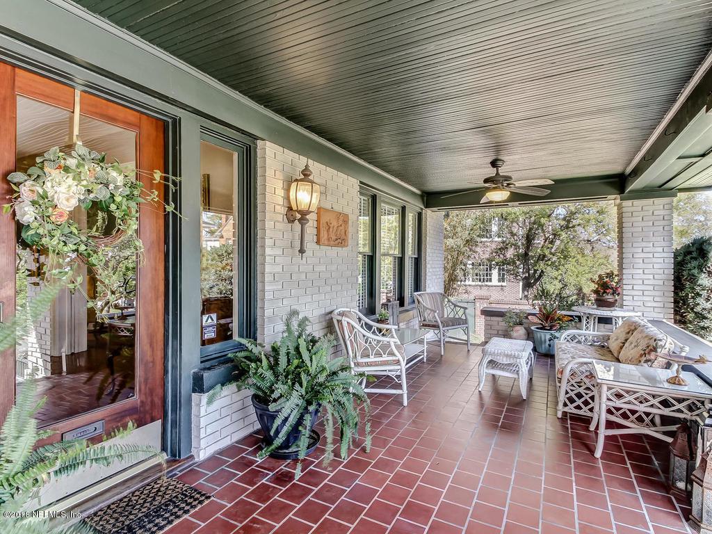 2263 St Johns Ave - Photo 1