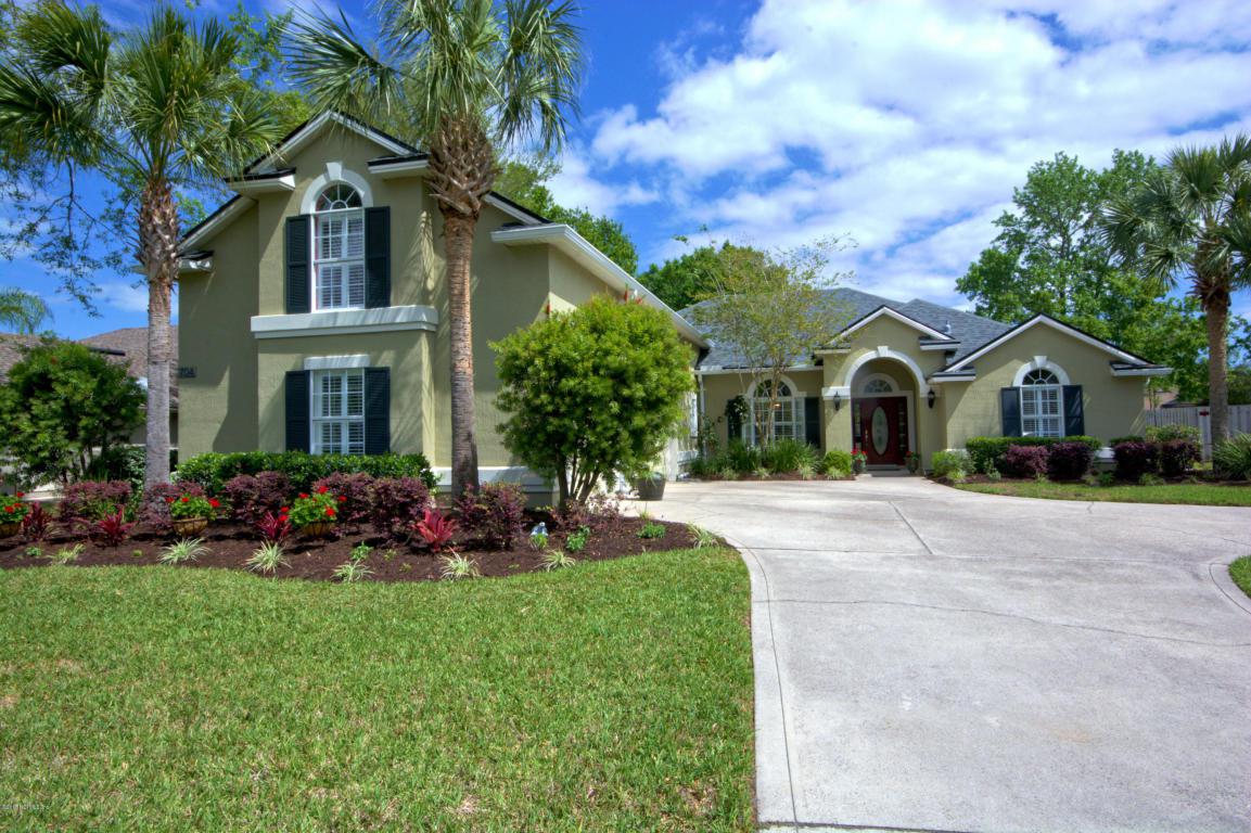 704 Bearberry Ct - Photo 1