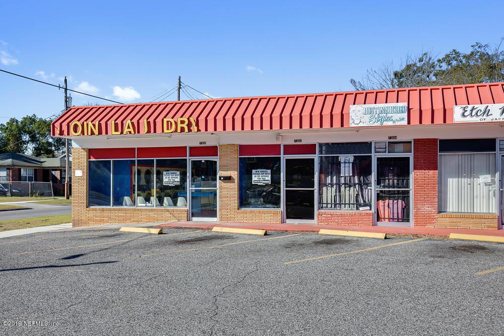 7310 Pearl St - Photo 1