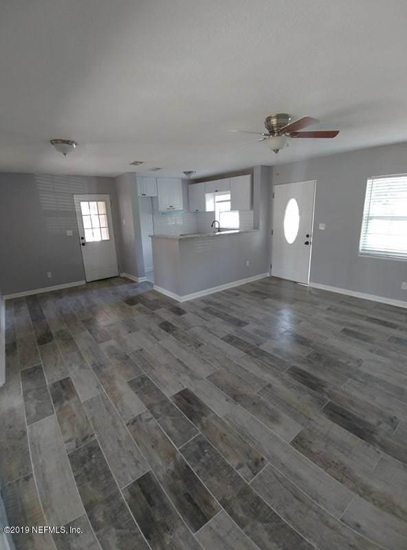 5511 Gable Ln - Photo 1