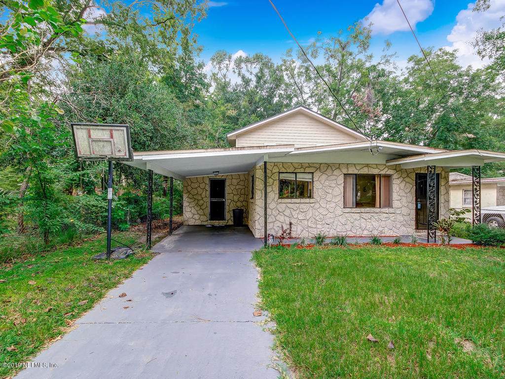 2582 30TH St - Photo 1