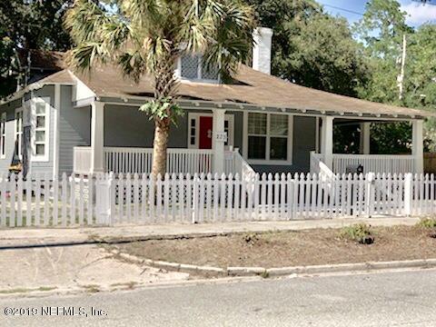 233 17TH St - Photo 1