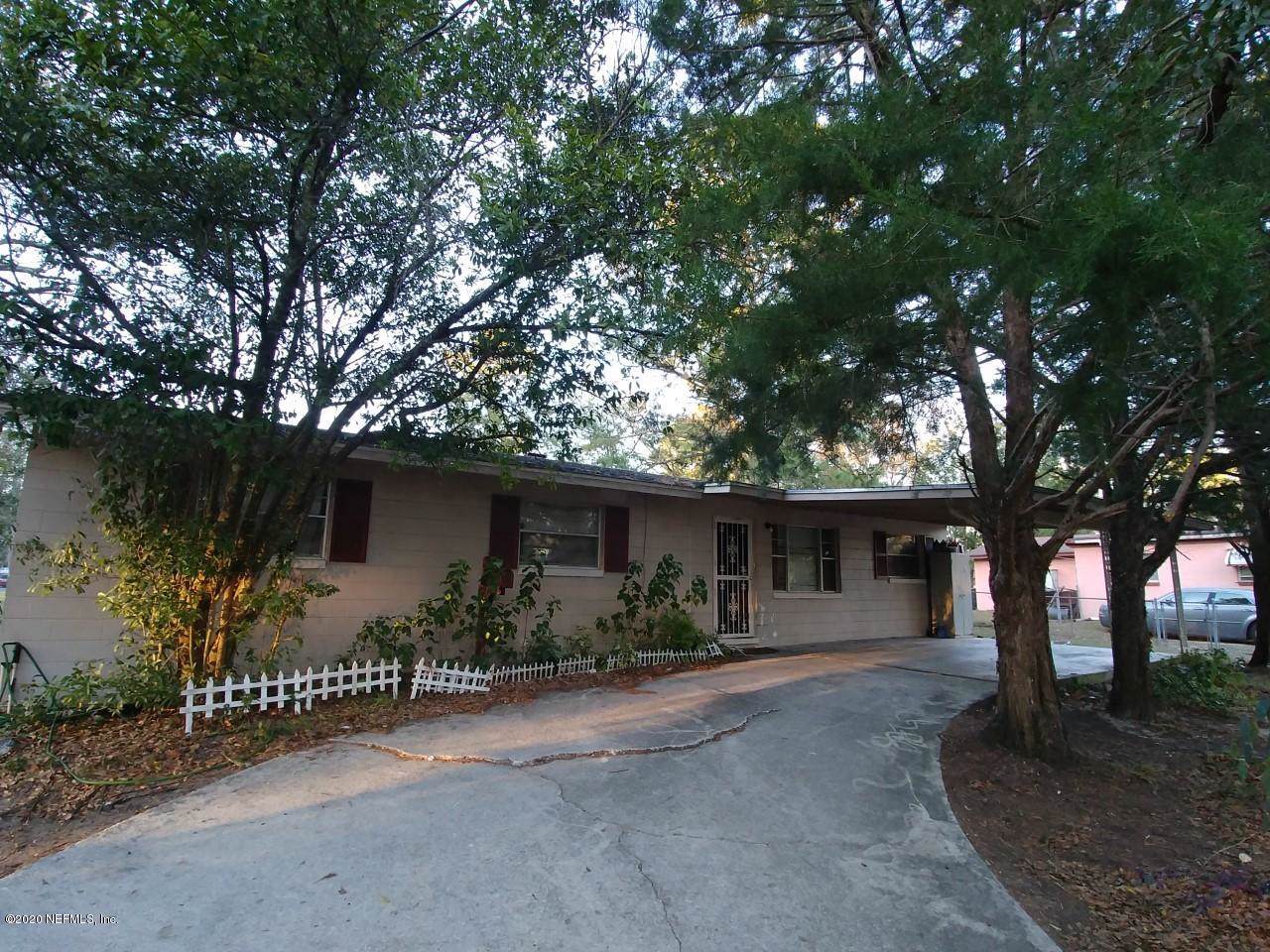 4449 Lincrest Dr - Photo 1