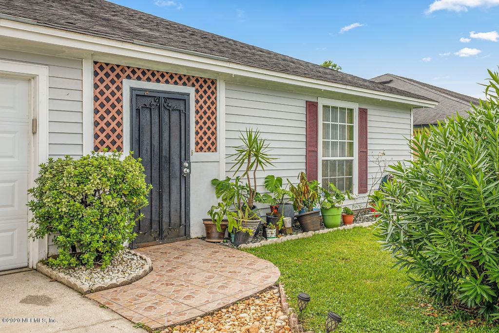 7236 Glendyne Dr - Photo 1