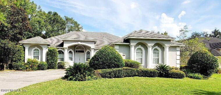 2746 Country Club Blvd - Photo 1