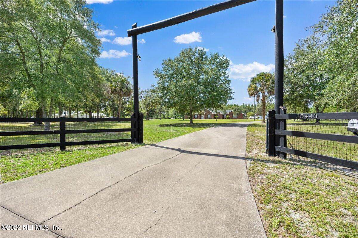 35440 Quail Rd - Photo 1