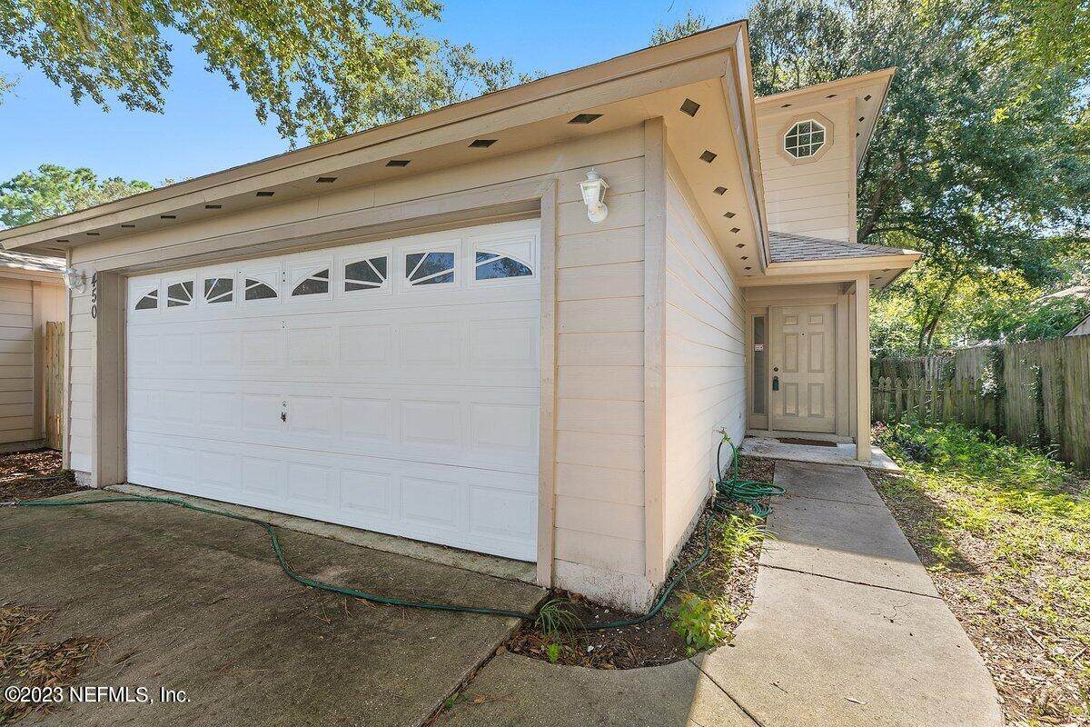 450 Dutton Island Rd W, Atlantic Beach, FL 32233 (MLS 1242227) The