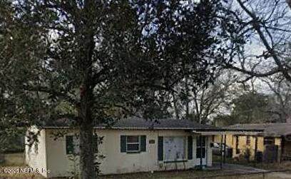 4022 Spires Avenue - Photo 1