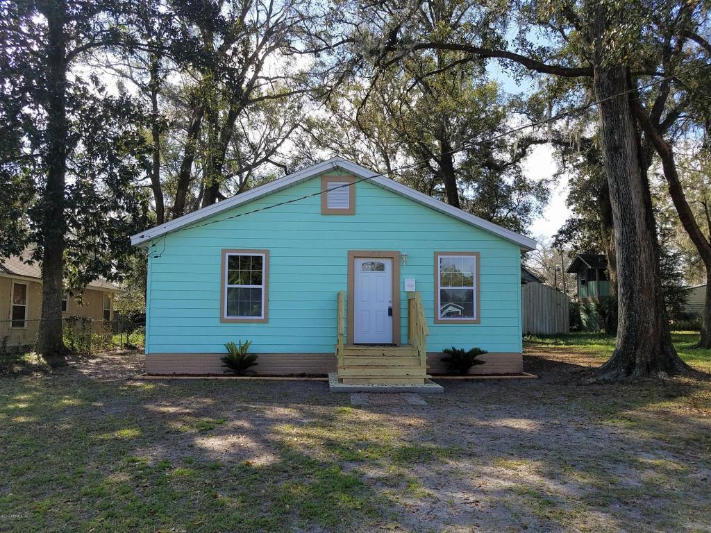 7148 Wendy Cir - Photo 1