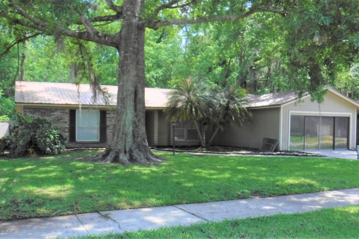 1413 Dolphin St - Photo 1
