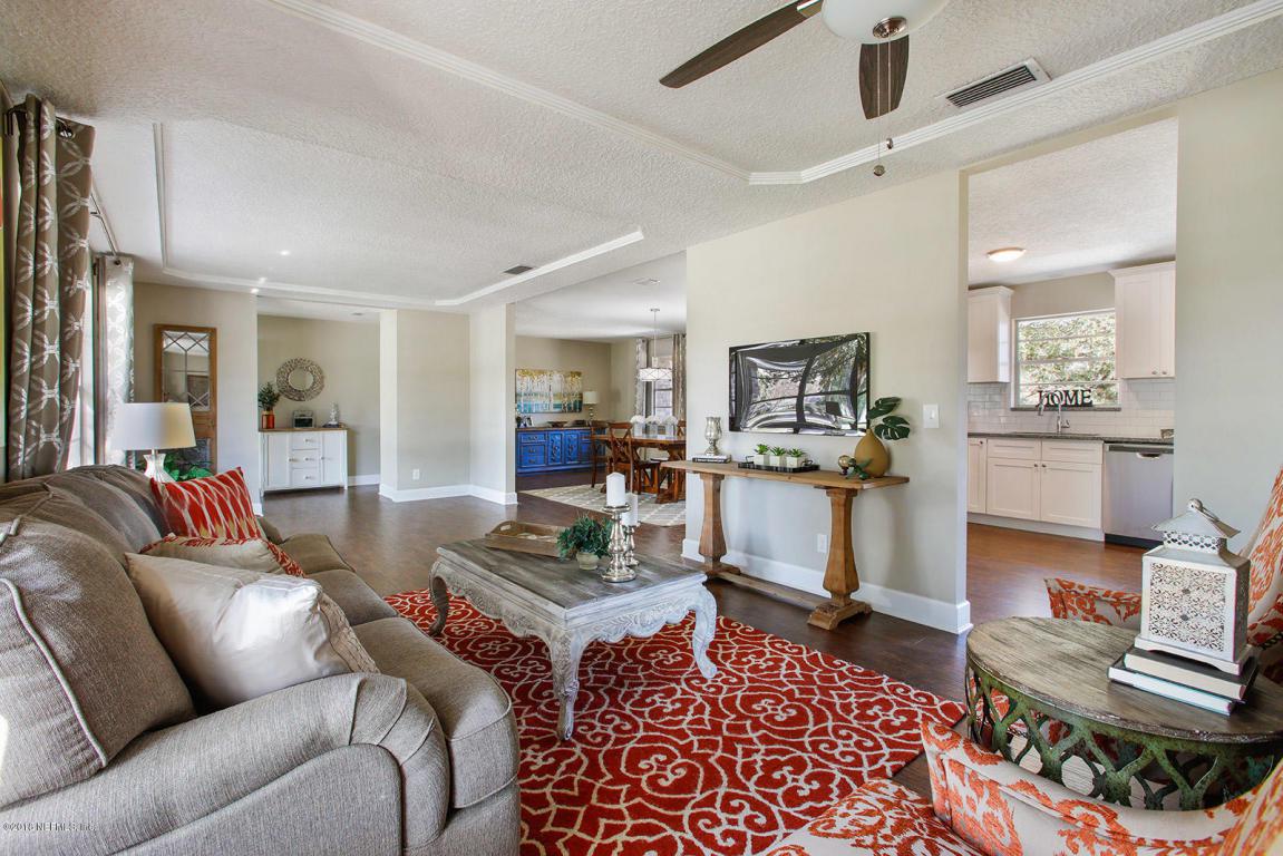 105 Ridgefield Ct - Photo 1