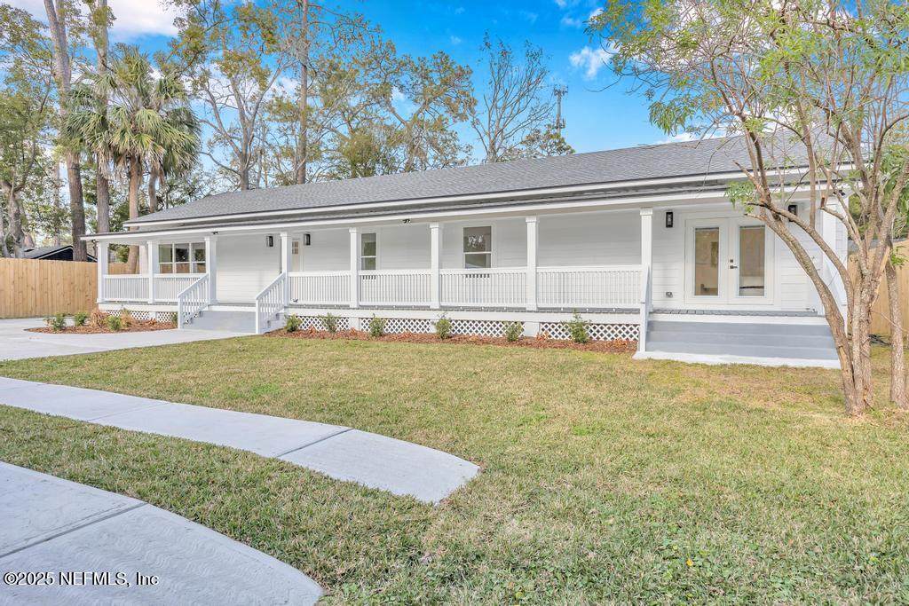 1237 Lechlade Street - Photo 1